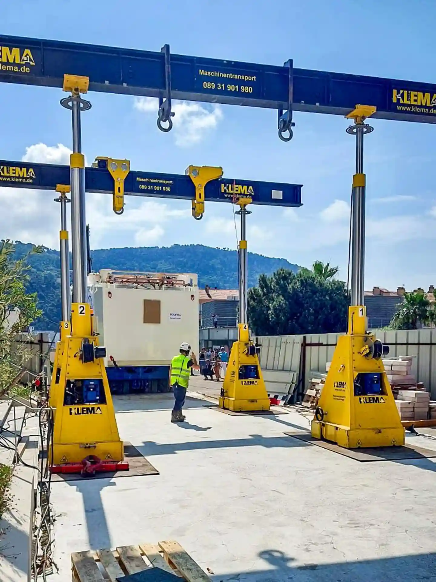 Einsatz in Nizza - Druckkammer einbringen