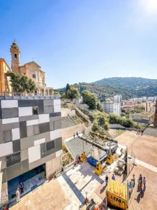 Einsatz in Nizza - Druckkammer einbringen